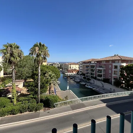 דירה Des Belles Vue De Port Frejus,le Miramar, *