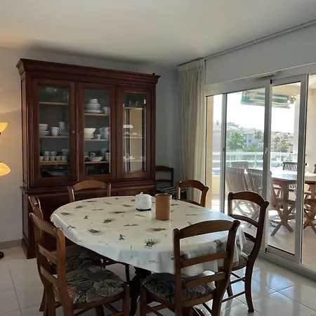 아파트 Des Belles Vue De Port Frejus,le Miramar, *